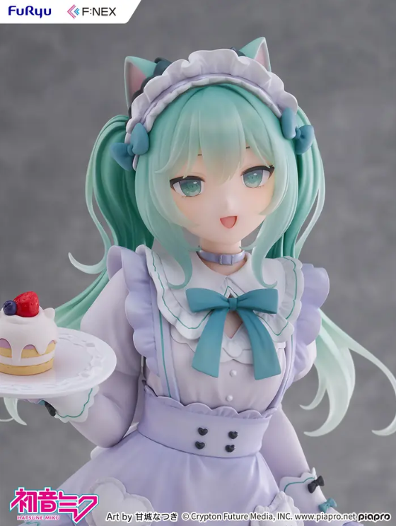 Hatsune Miku x Amashiro Natsuki 1/7 Scale Figure